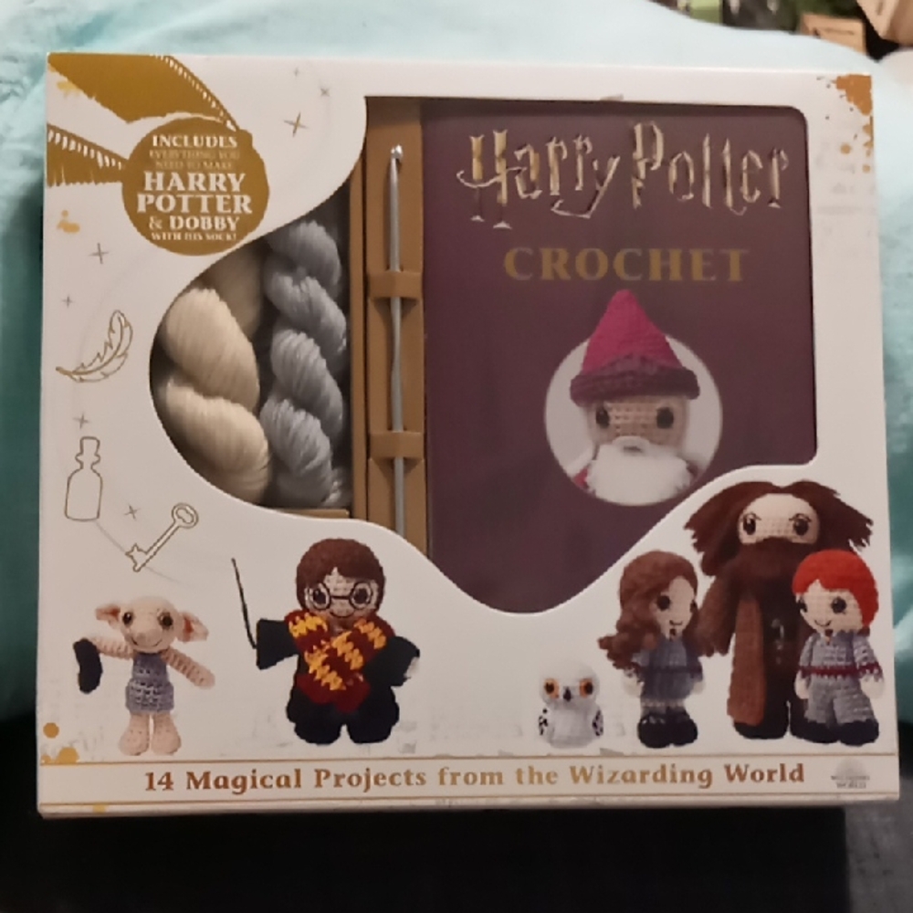 Harry Potter Crochet Kit with Yarn
